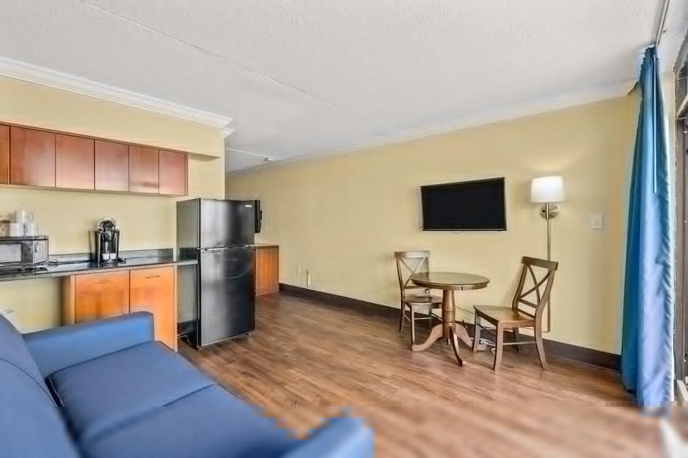 Resort North Shore Oceanfront