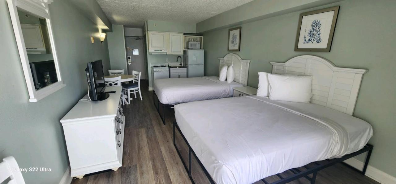 Oceanfront Efficiency T606 * Myrtle Beach