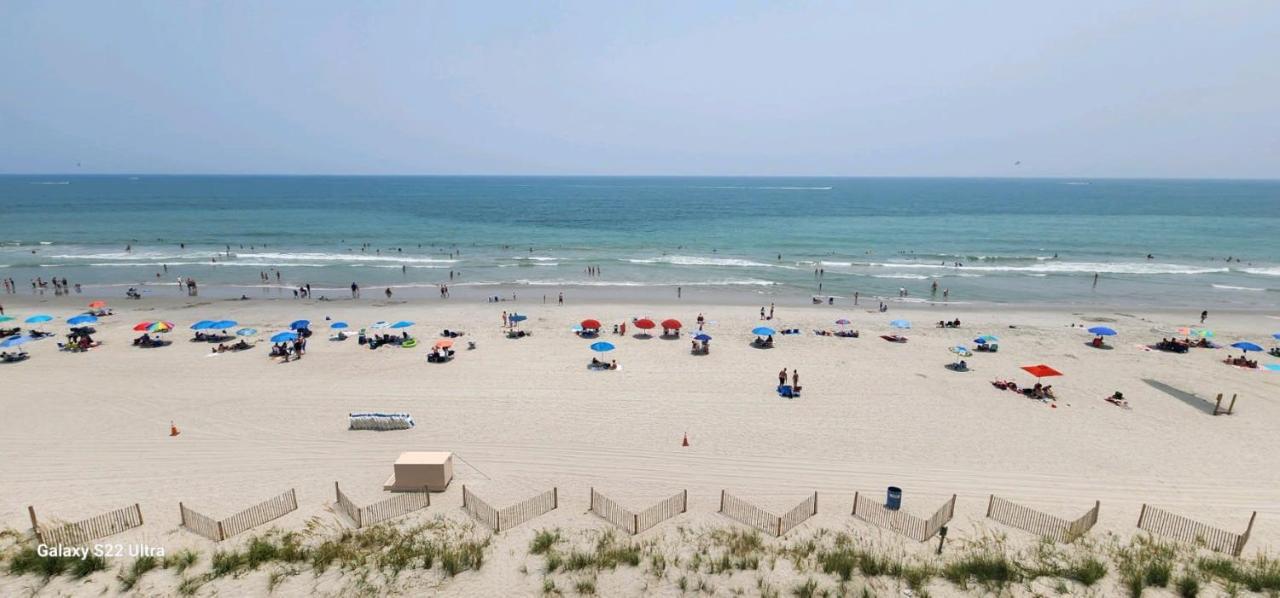 Apartment Oceanfront Efficiency T606