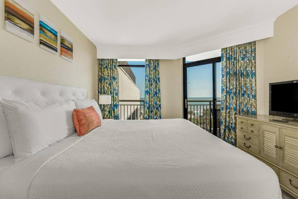 Apartment Breathtaking Oceanfront Grand Cayman 451 *