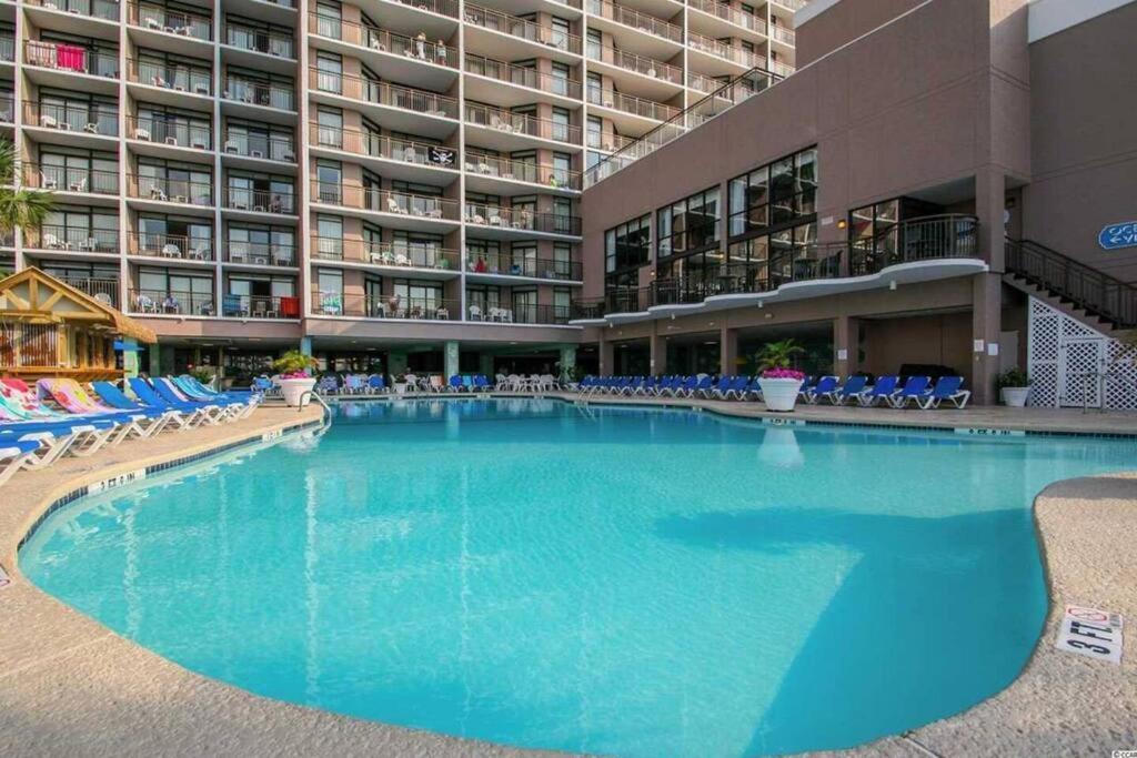 Breathtaking Oceanfront Grand Cayman 451