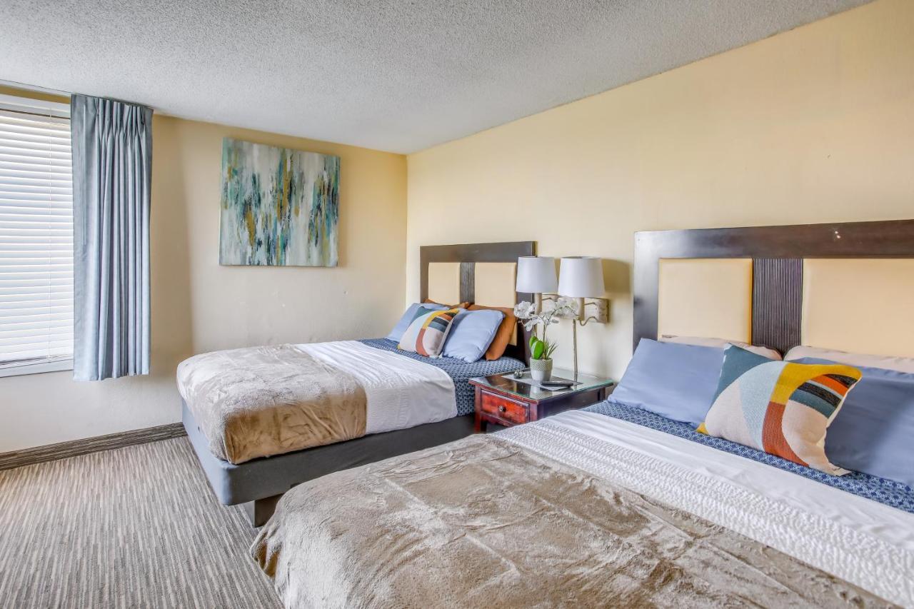 Beachfront Myrtle Retreat With Pool Views! Apartment Myrtle Beach