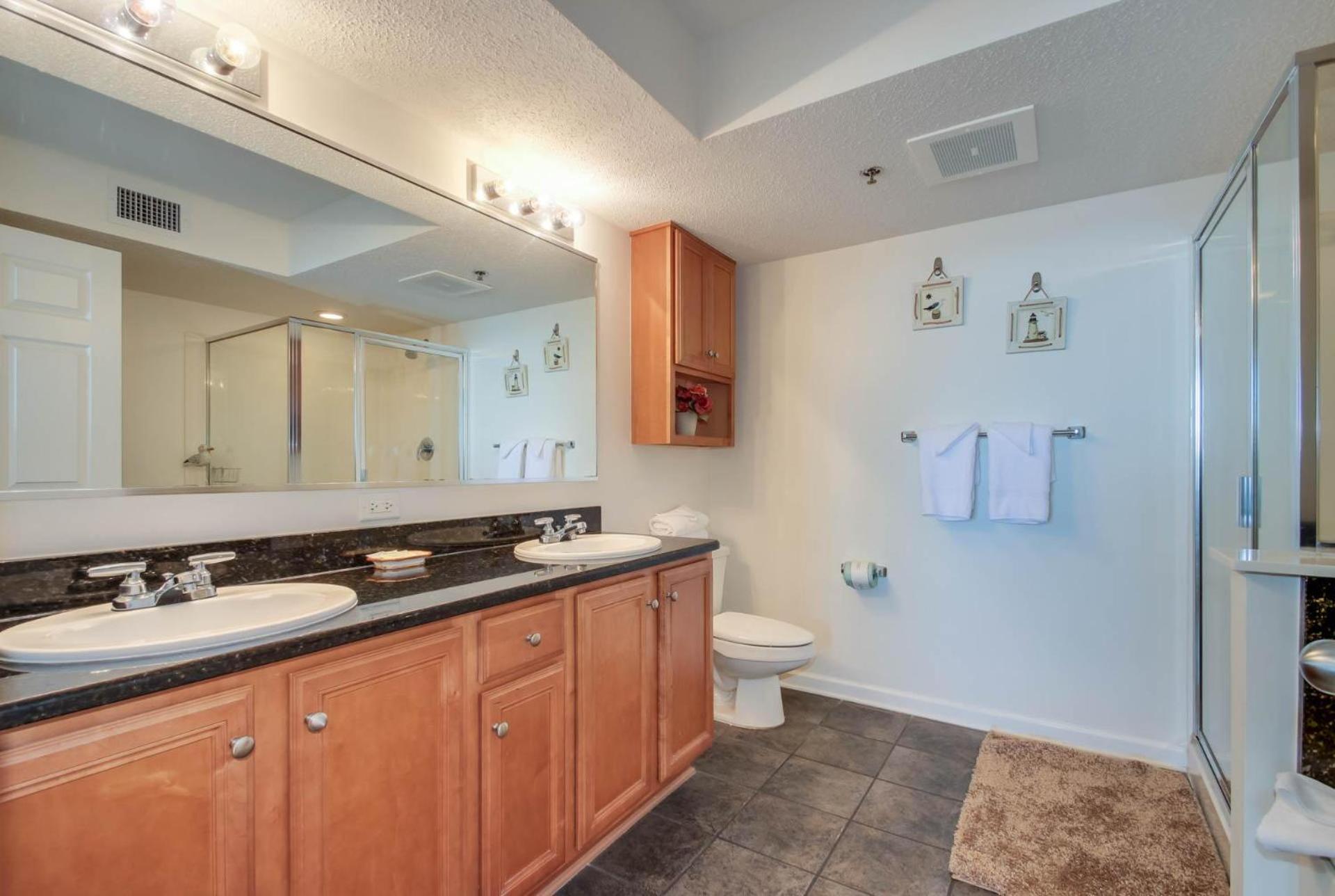 Crescent Shores N - 1001 - Oceanfront-crescent Section Holiday home