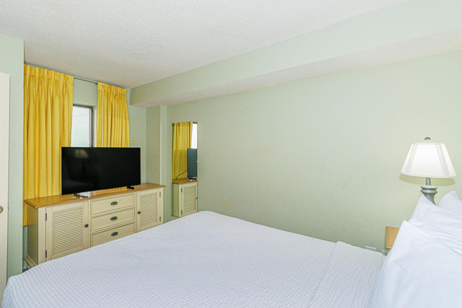 Direct Oceanfront 3 Bedroom - Compass Cove Mariner Tower 1415 Myrtle Beach