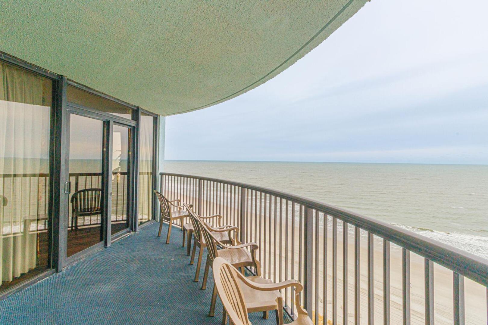 Direct Oceanfront 3 Bedroom - Compass Cove Mariner Tower 1415 Holiday home