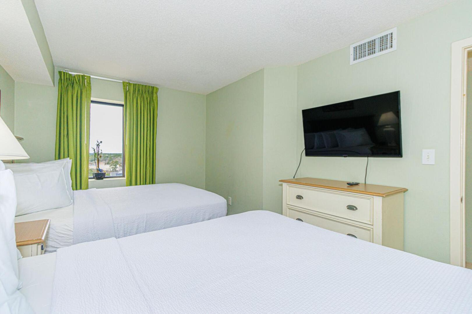 Direct Oceanfront 3 Bedroom - Compass Cove Mariner Tower 1415 Holiday home *