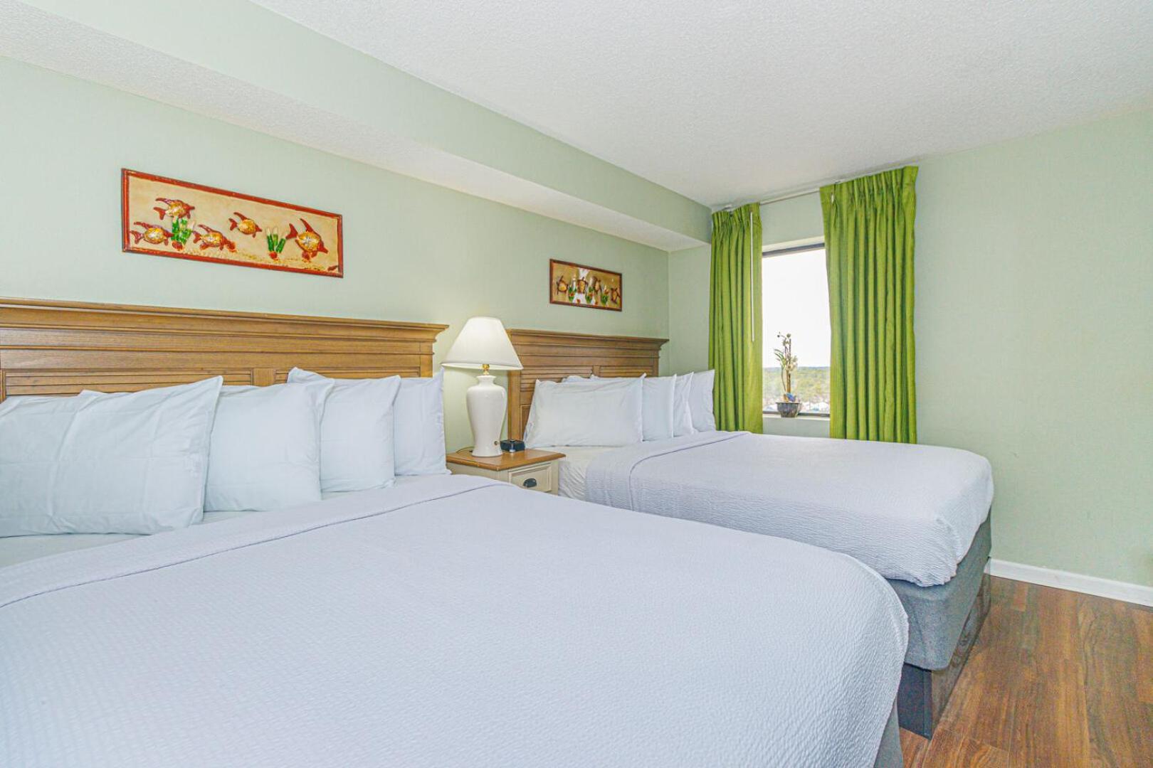 Direct Oceanfront 3 Bedroom - Compass Cove Mariner Tower 1415 *