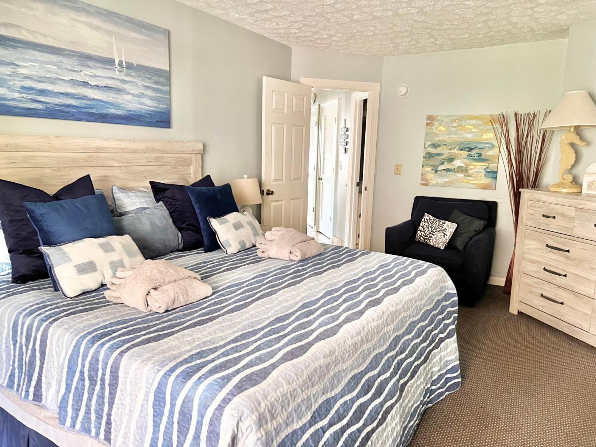 Elegant Coastal Getaway Spacious 3br Chelsea House Myrtle Beach