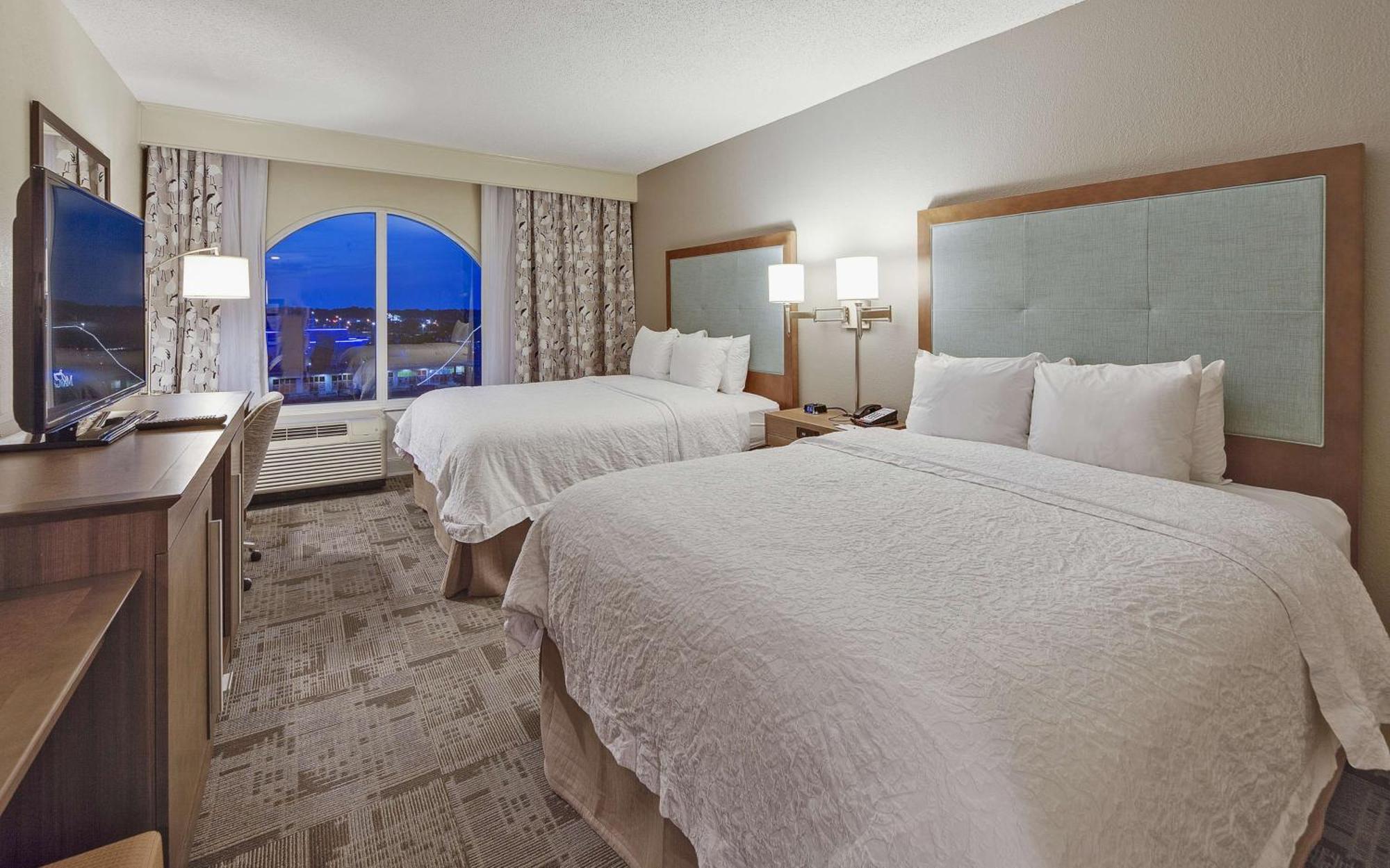 Hampton Myrtle Broadway At The Hotel