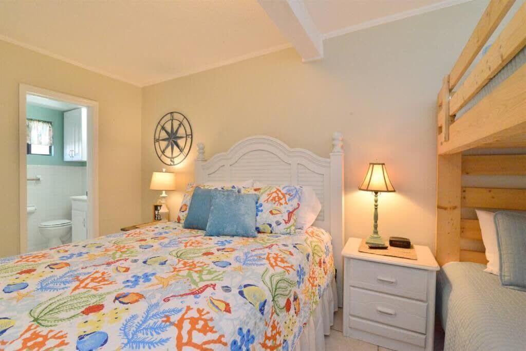 Across Street From Beach With Pool Top Location