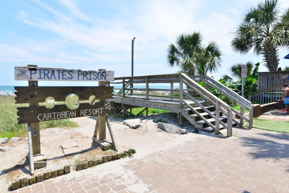 Oceanfront Paradise Lazy River Near Boardwalk Holiday home Myrtle Beach