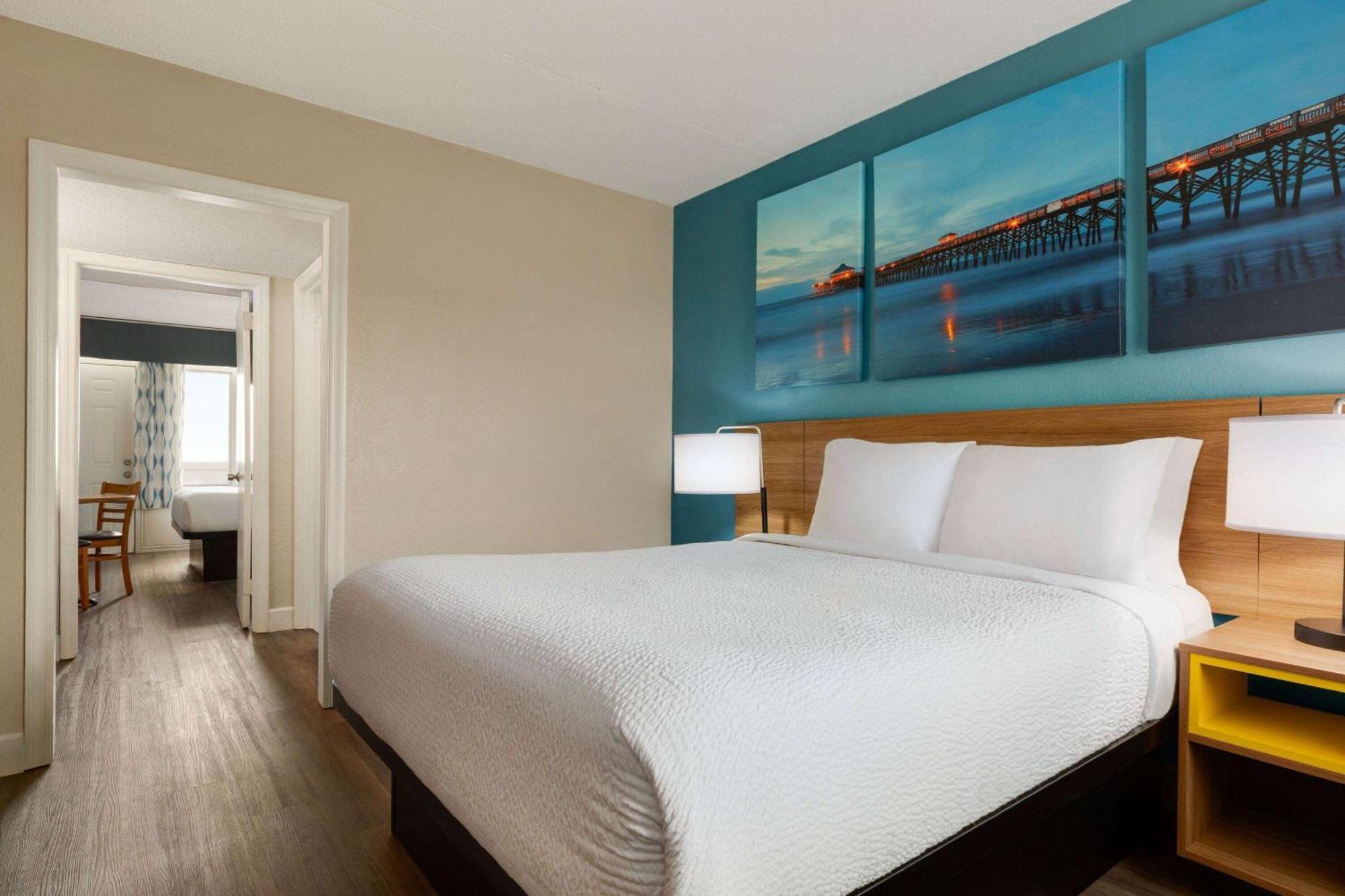 Hotel Days By Wyndham Myrtle Beach-beach Front Myrtle Beach