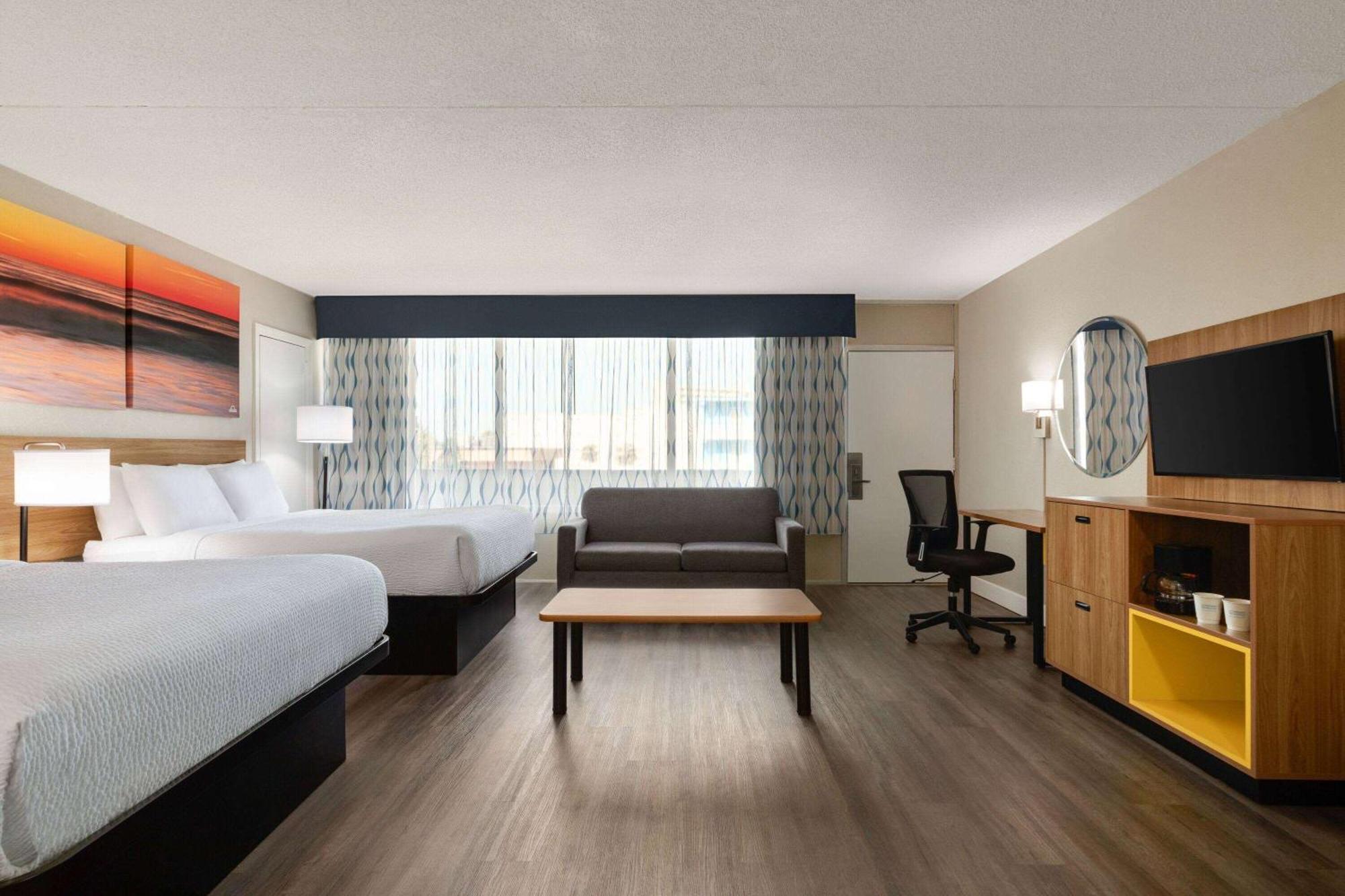 Days By Wyndham Myrtle Beach-beach Front