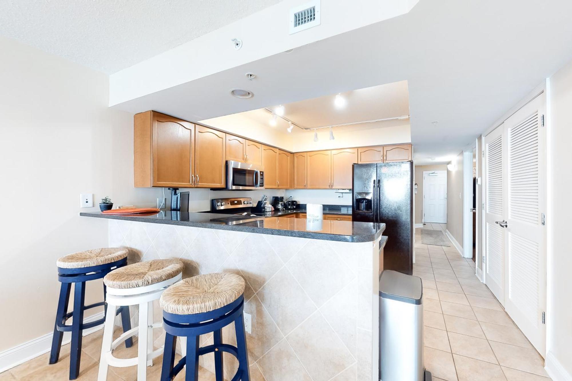 Bahama Sands Apartment *