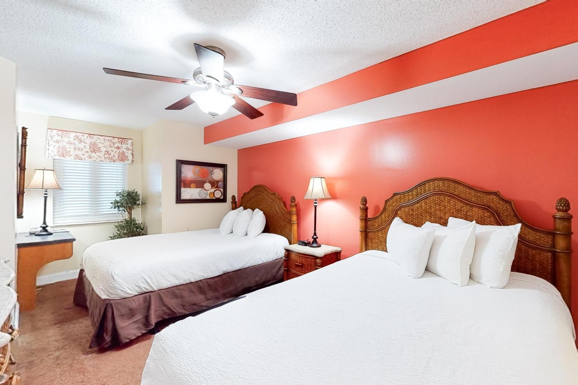 Bahama Sands Apartment *