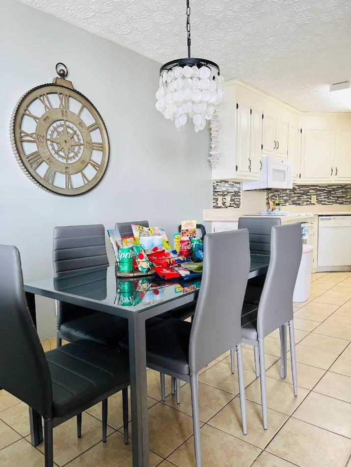 Elegant Coastal Getaway Spacious 3br Chelsea House