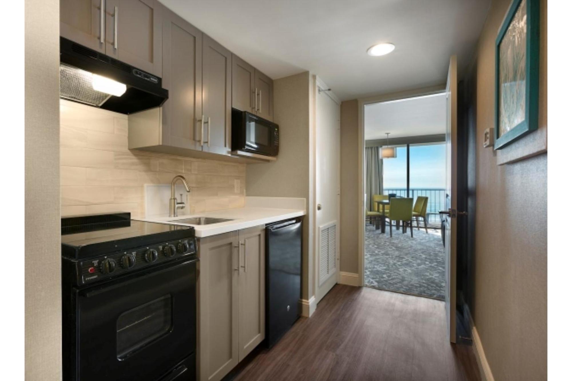 Breakers Resort 3*