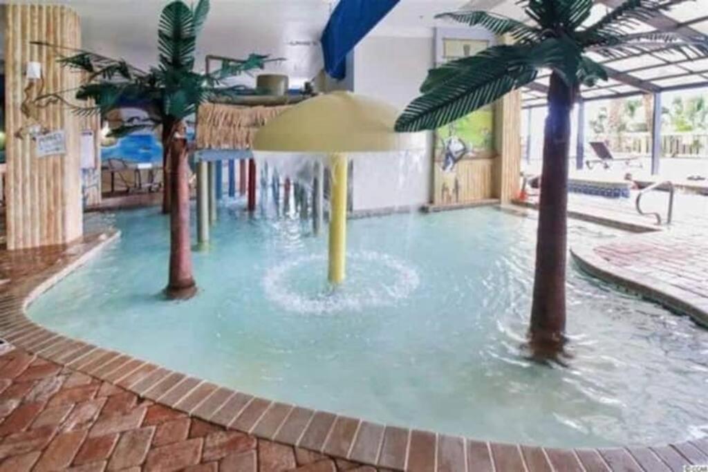 Oceanfront Oasis, Luxe 1br Haven With Full Kitchen! Cr 622 Apartment *