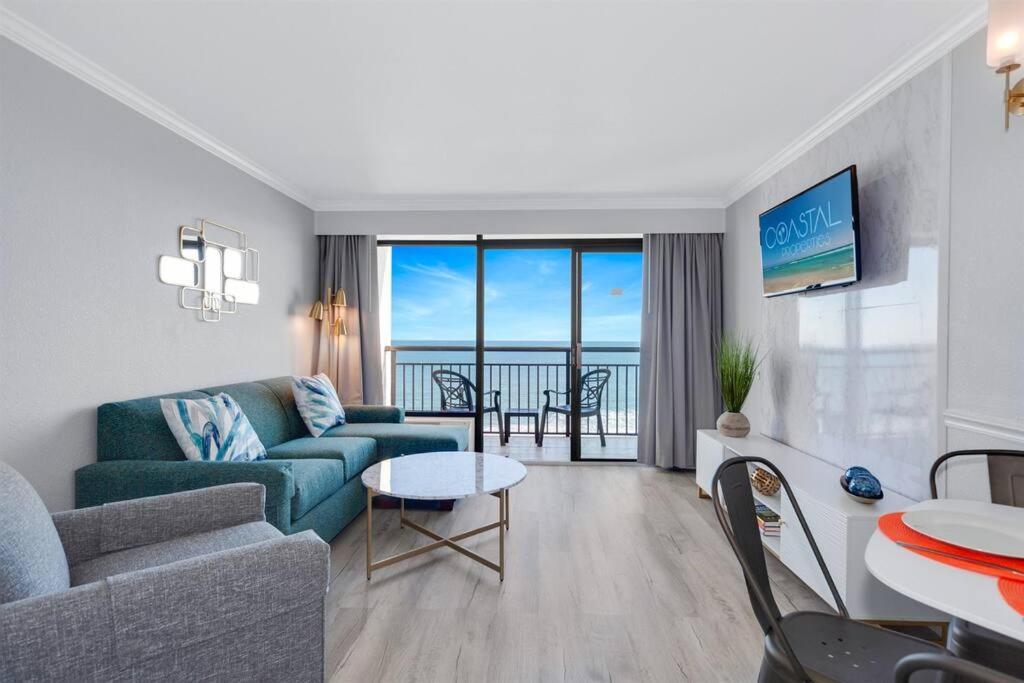 Oceanfront Oasis, Luxe 1br Haven With Full Kitchen! Cr 622 Apartment