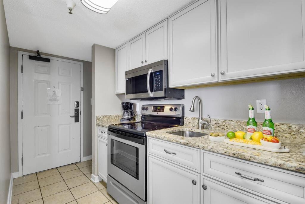Apartment Therapy, Our Oceanfront With 2 Balconies 1826