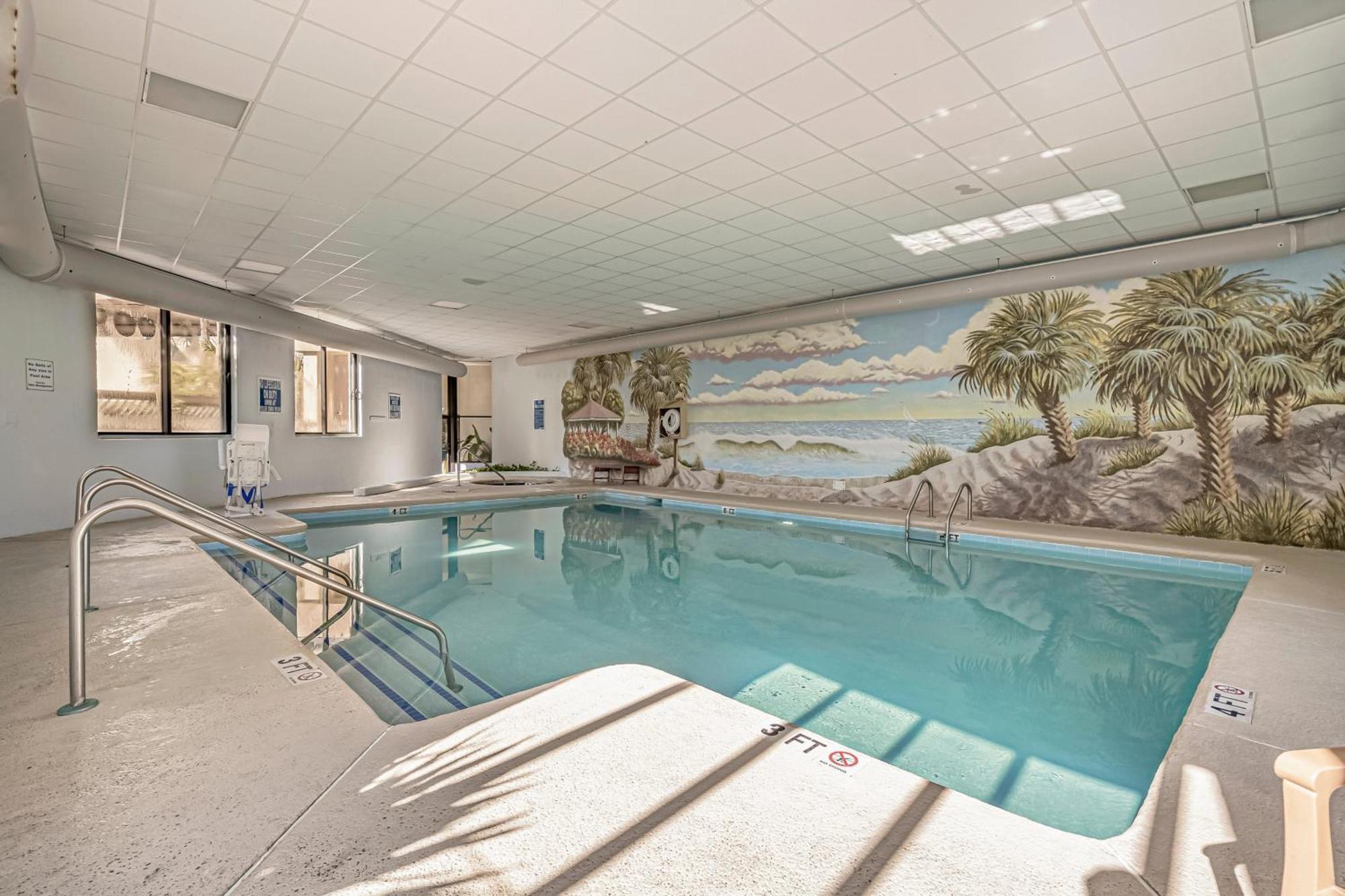Beautifully Renovated 1 Bedroom Condo-stunning Ocean Views- Ocean Forest 801