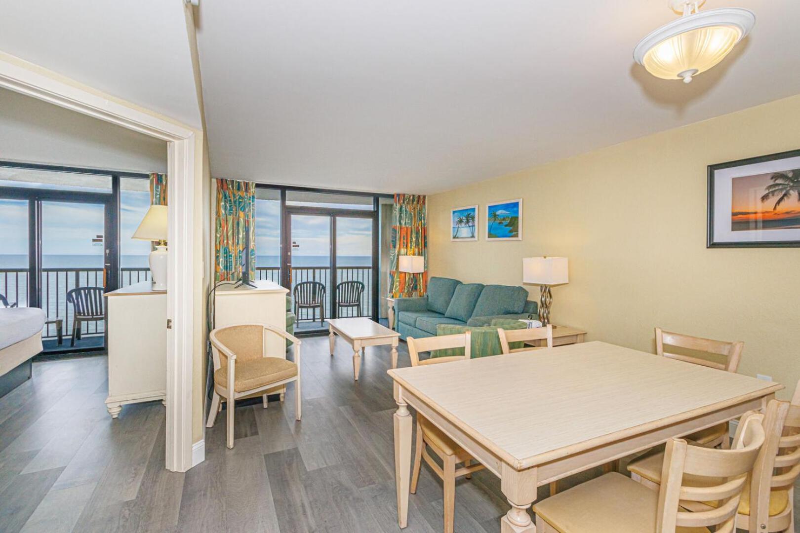 Holiday home Gorgeous Oceanfront 3 Bedroom Condo! Sleeps 10 Guests! Compass Cove Mariner Tower 1217 *