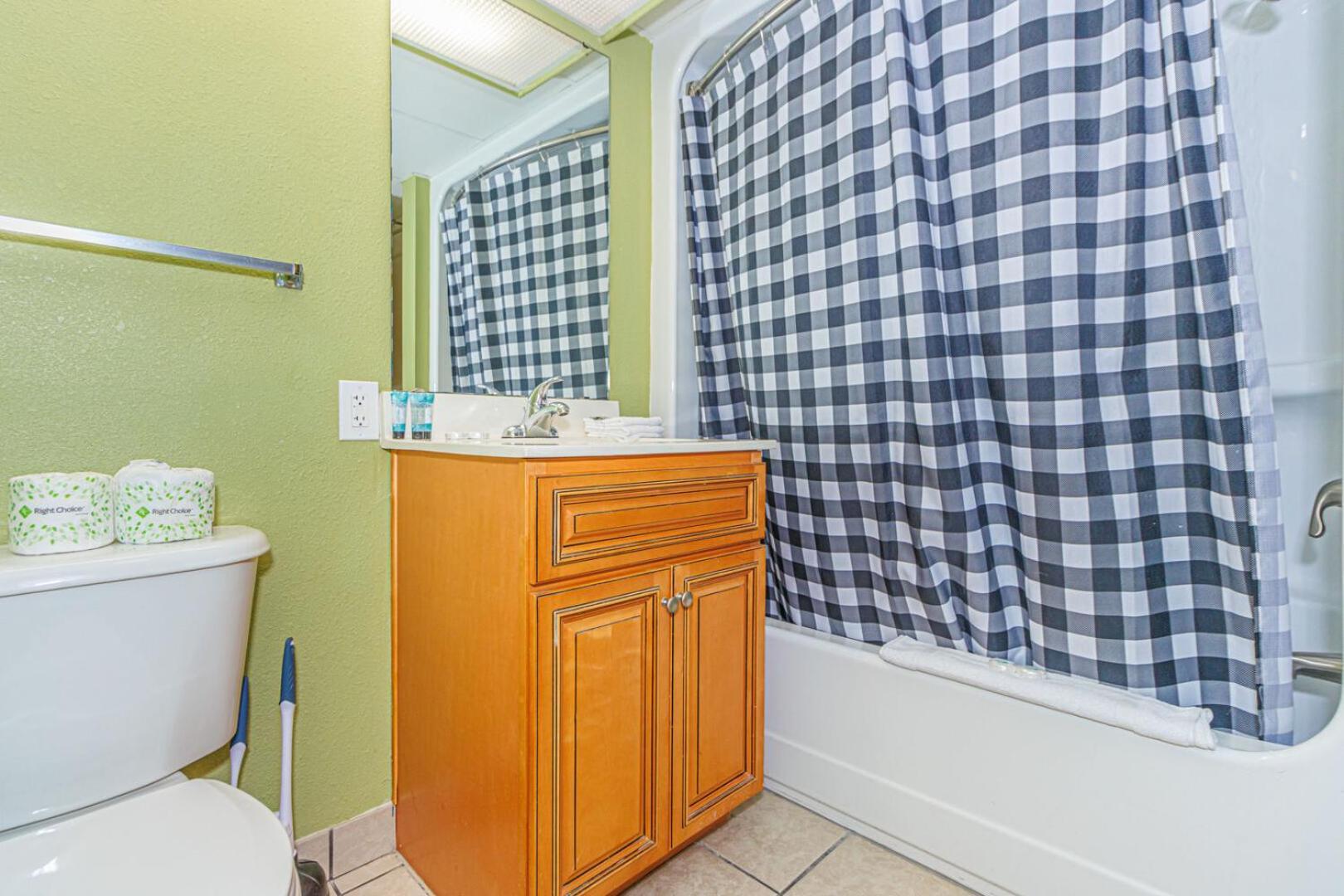 Holiday home Gorgeous Oceanfront 3 Bedroom Condo! Sleeps 10 Guests! Compass Cove Mariner Tower 1217
