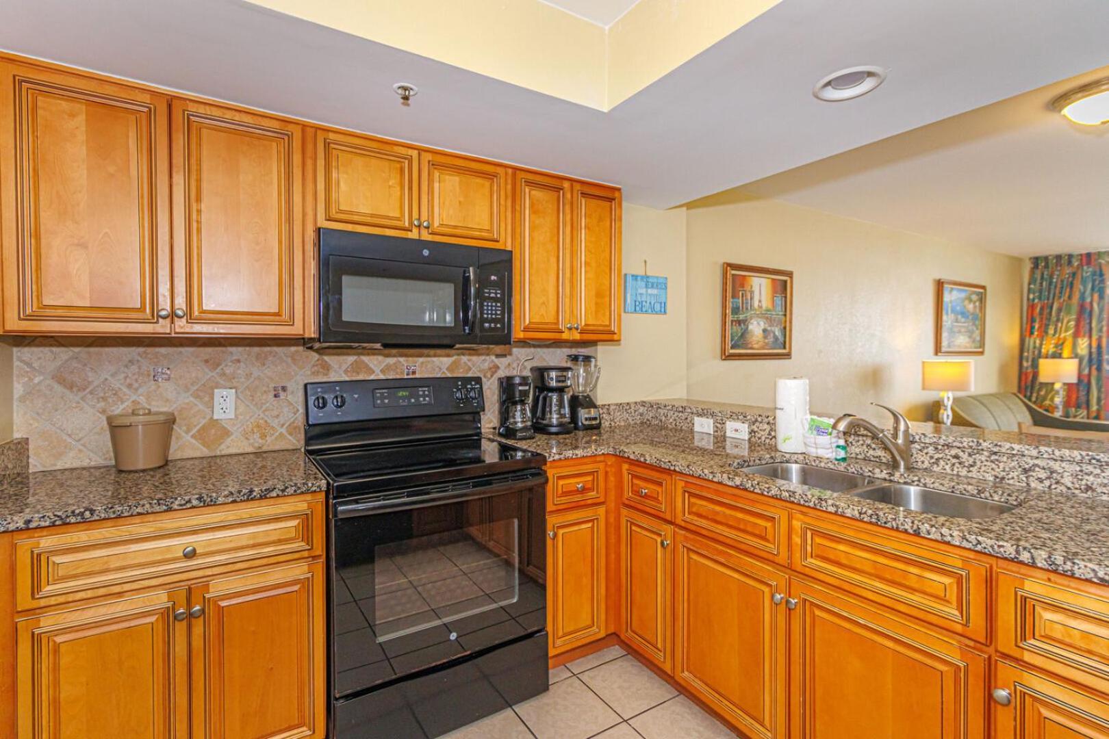 Oceanfront 3 Bedroom Condo! Sleeps 10 Guests! Compass Cove Mariner Tower 1216 *