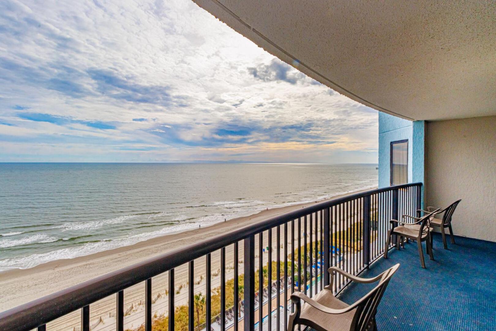 Oceanfront 3 Bedroom Condo! Sleeps 10 Guests! Compass Cove Mariner Tower 1216 Holiday home Myrtle Beach