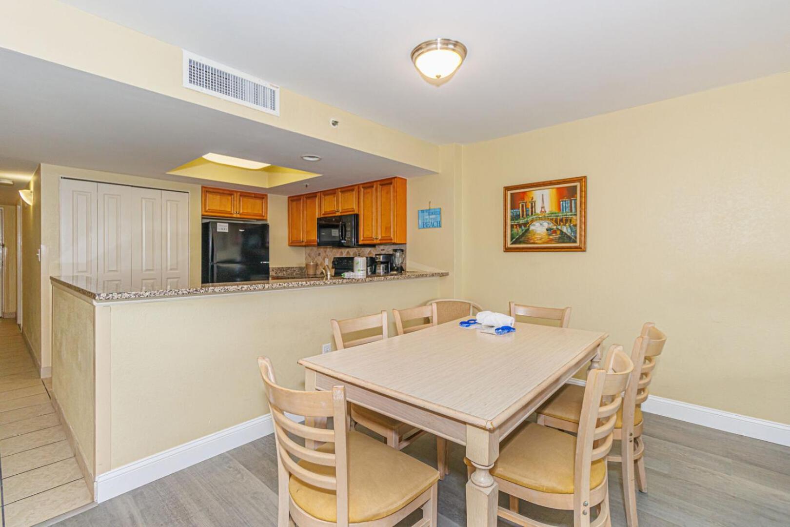 Oceanfront 3 Bedroom Condo! Sleeps 10 Guests! Compass Cove Mariner Tower 1216 * Myrtle Beach
