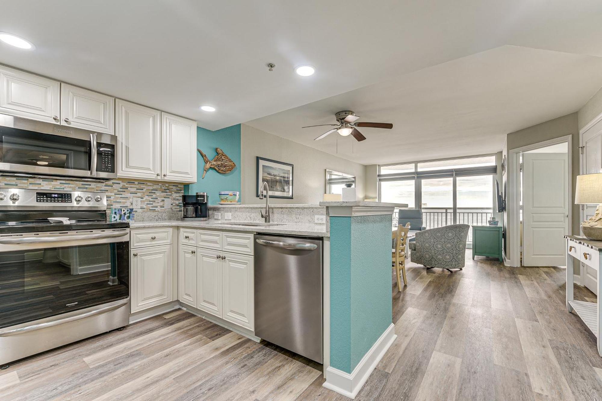 Oceanfront North Myrtle Gem Pools Access! Apartment *