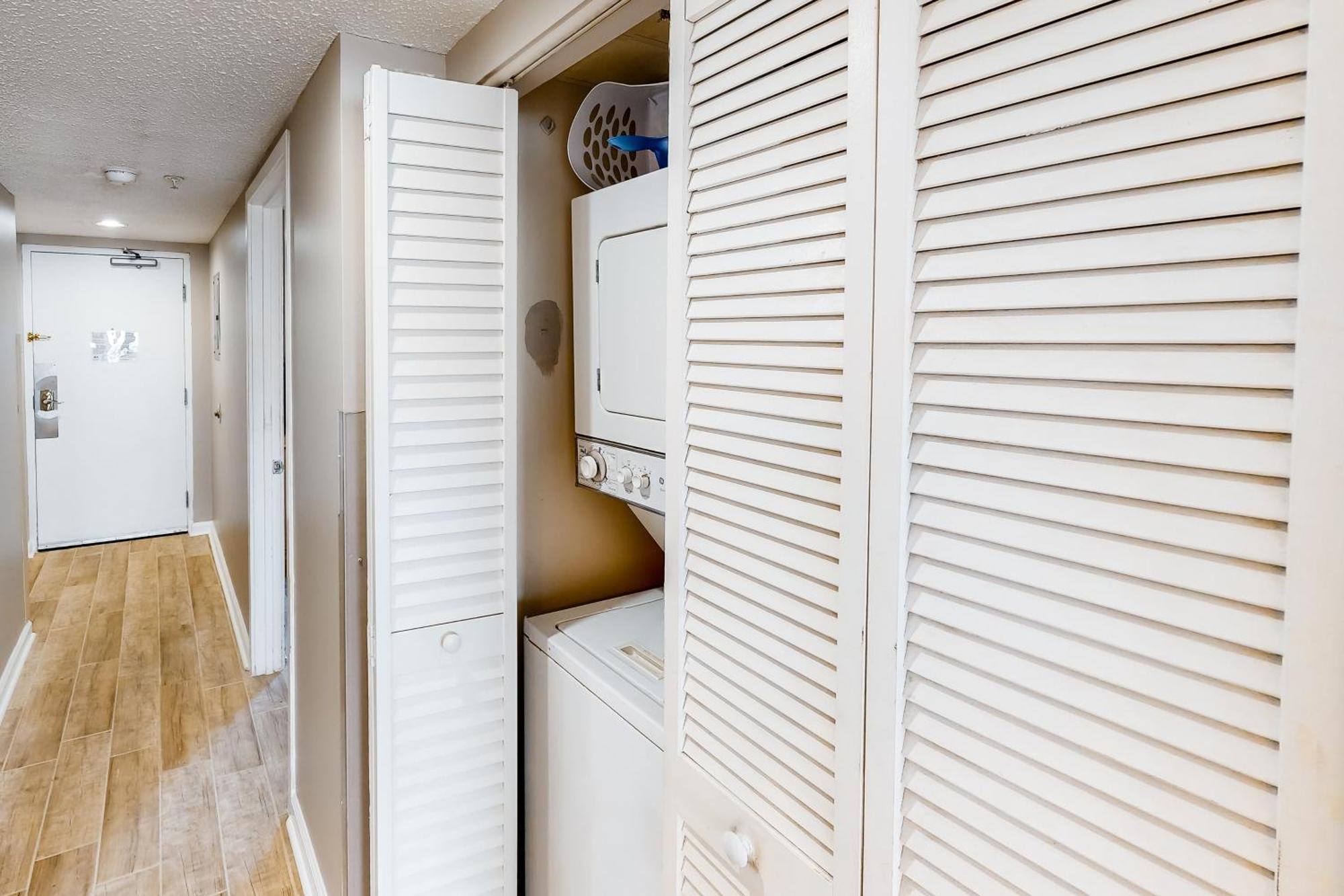 Apartment Camelot By The Sea - Oceana Vacation