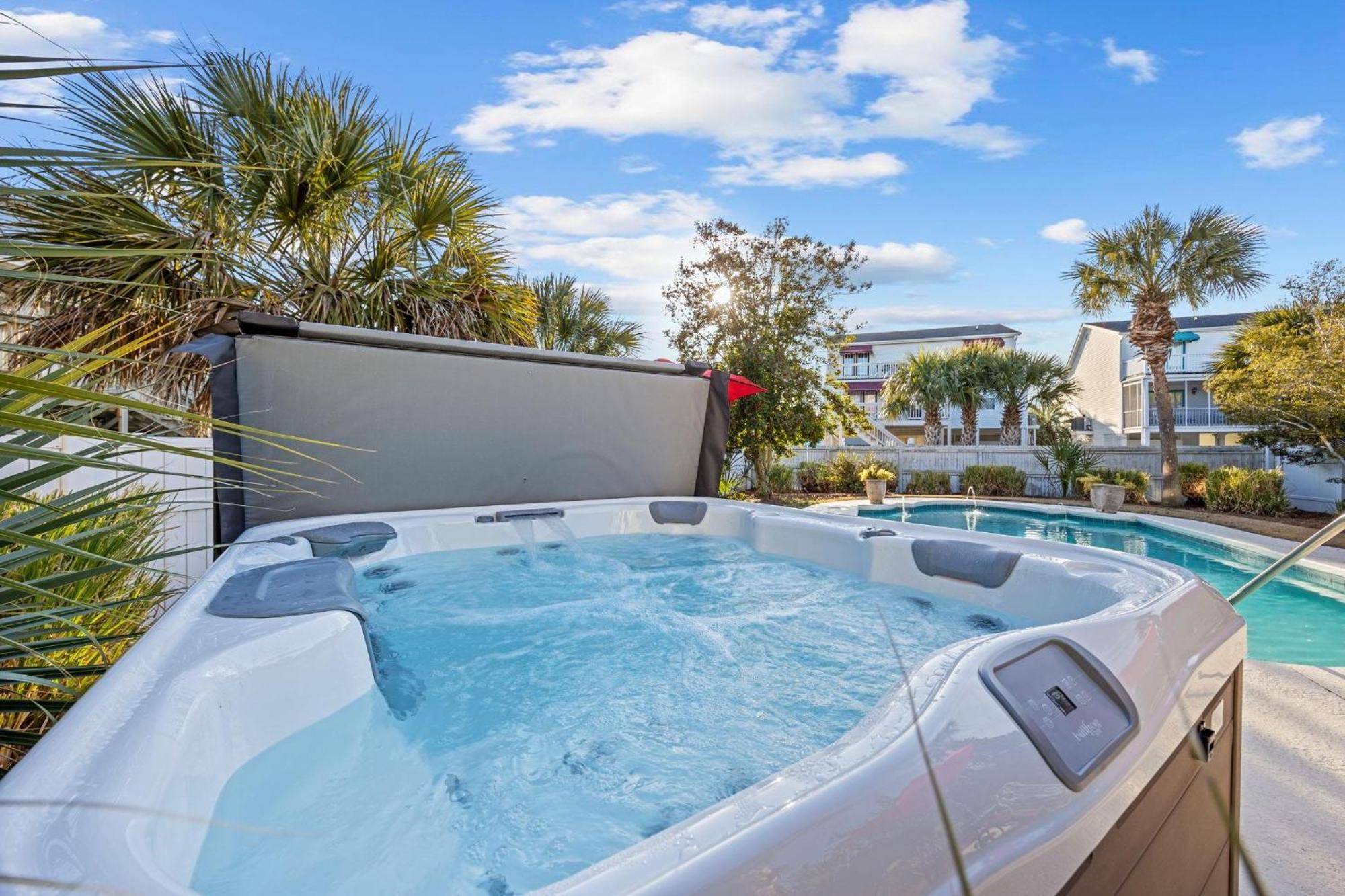 Saltwater & Sunsets Holiday home *