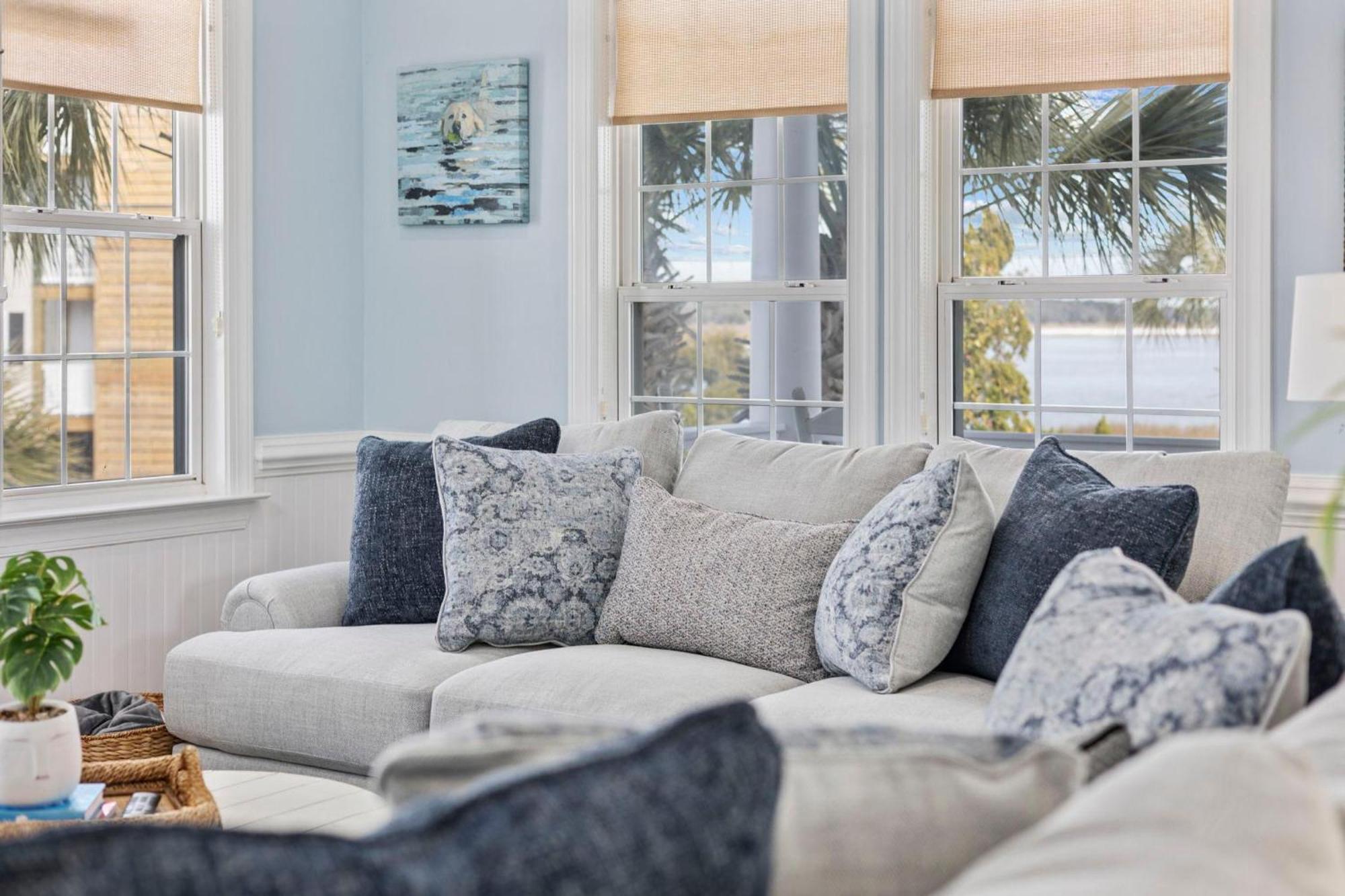 Saltwater & Sunsets Holiday home *