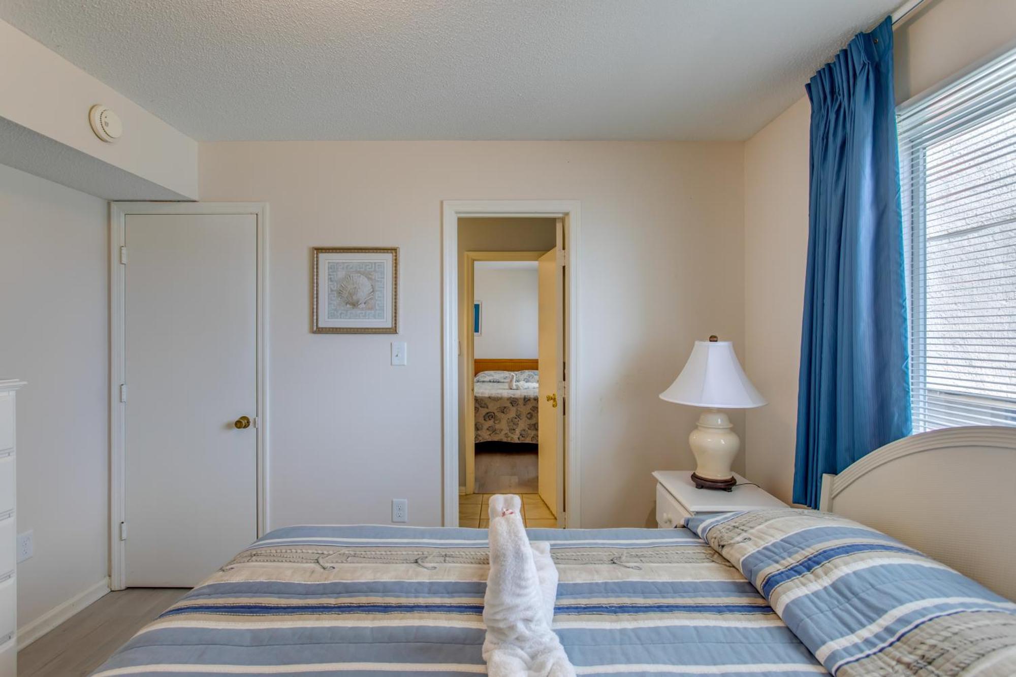Sunny Windy Hill Beachfront With Private Patio Myrtle Beach