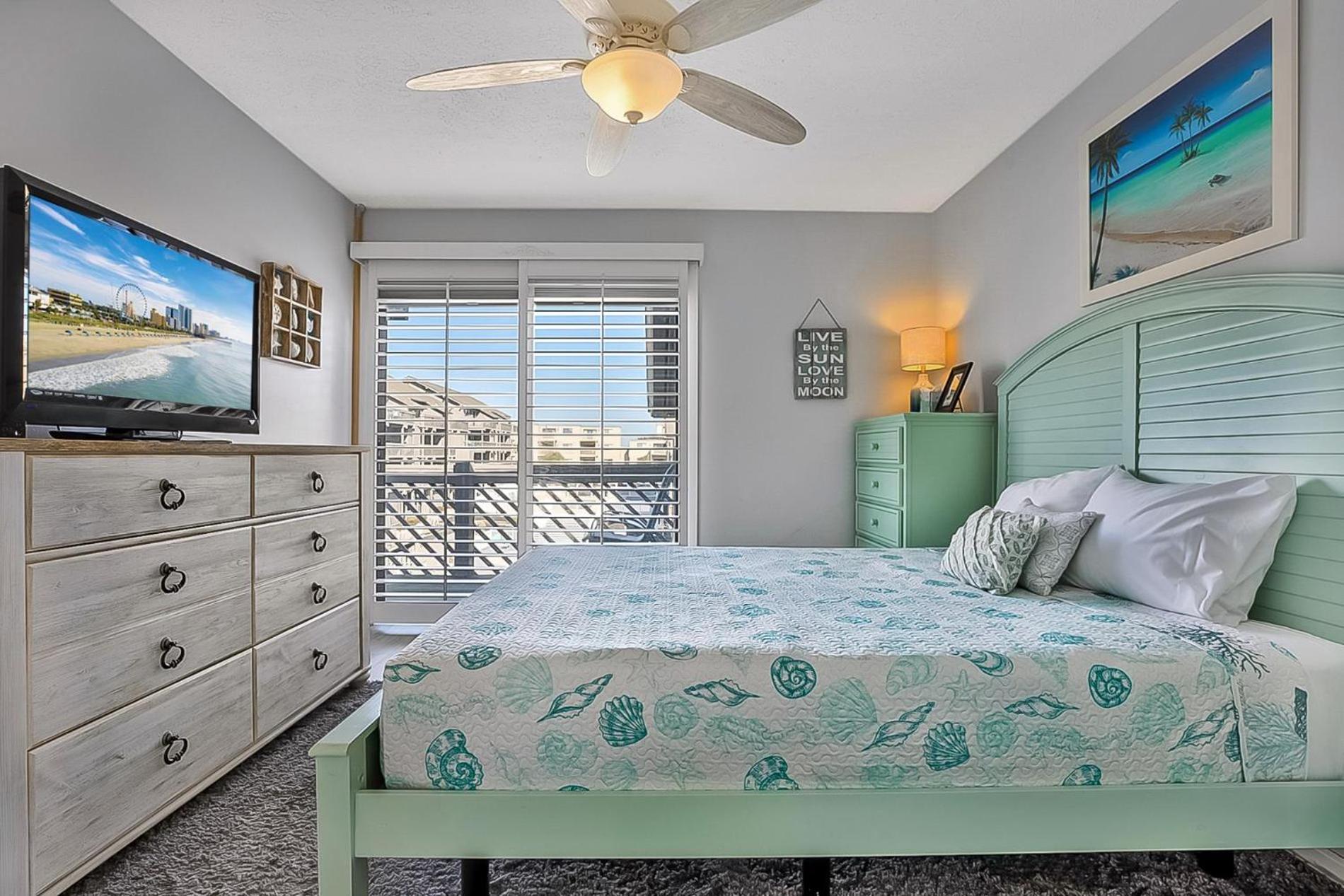 Shore Dr. 2 Bedroom At Shipwatch Pointe I *