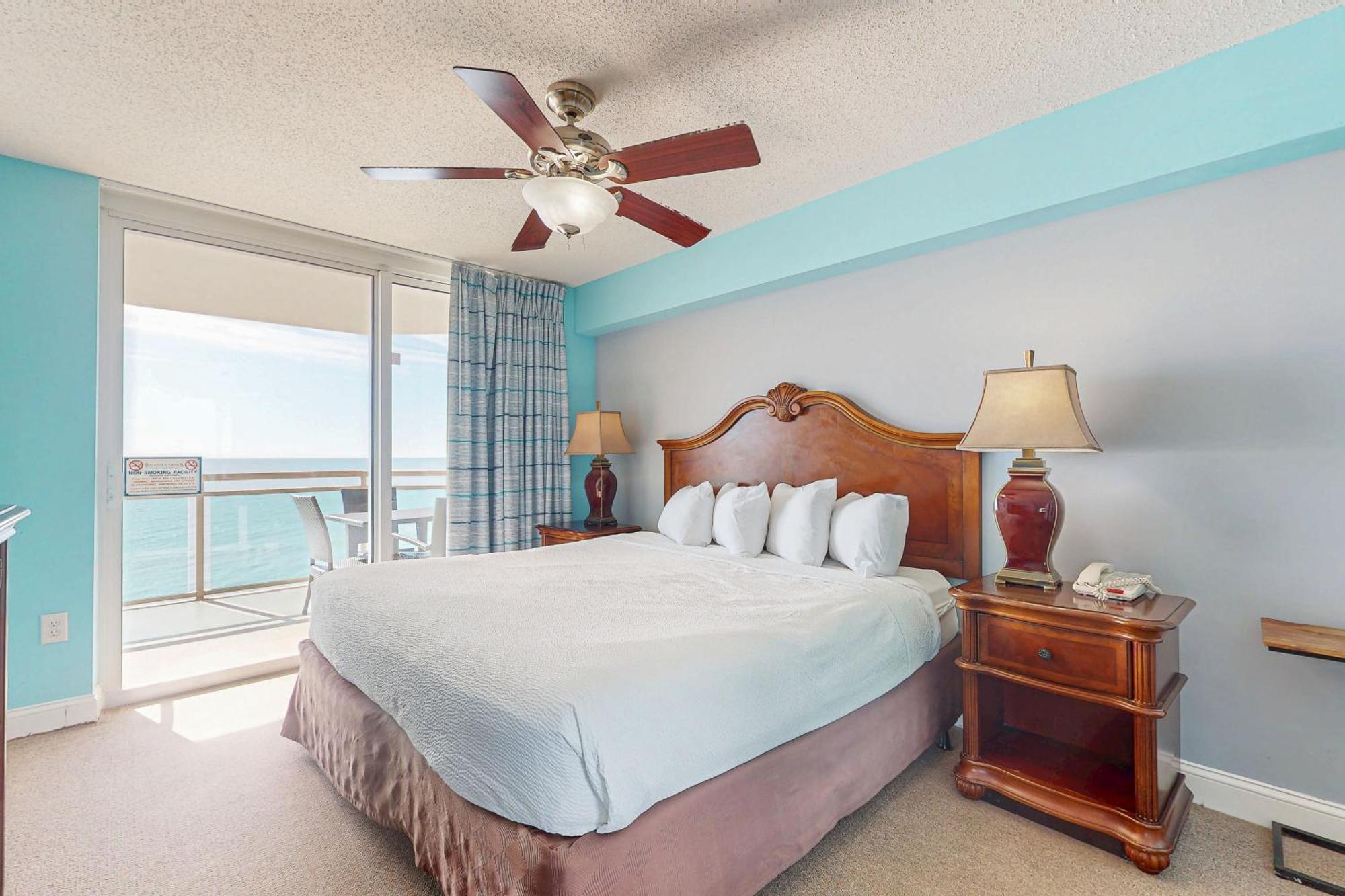 Bahama Sands Apartment *