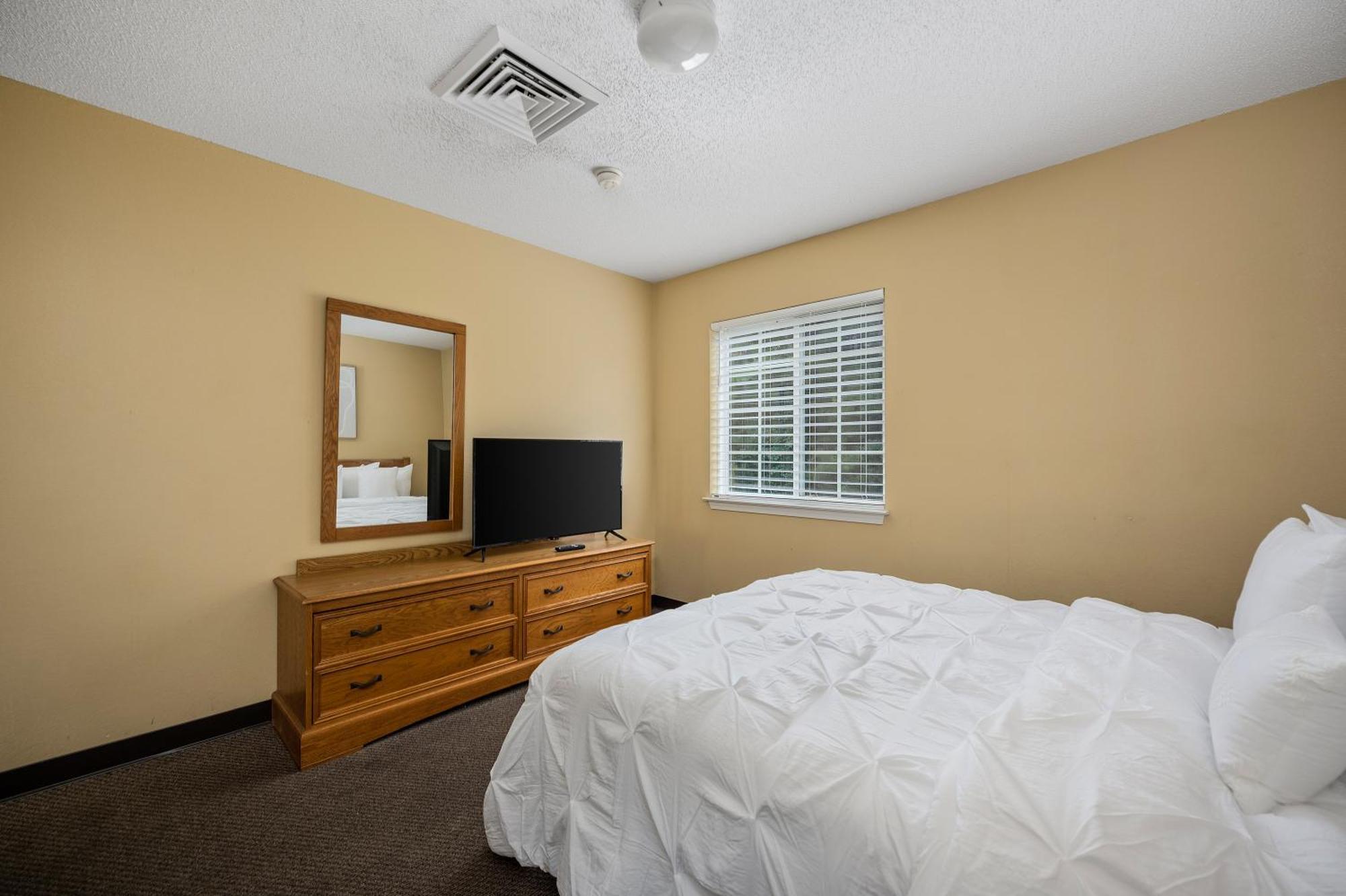 Affordable Myrtle Motel 2*