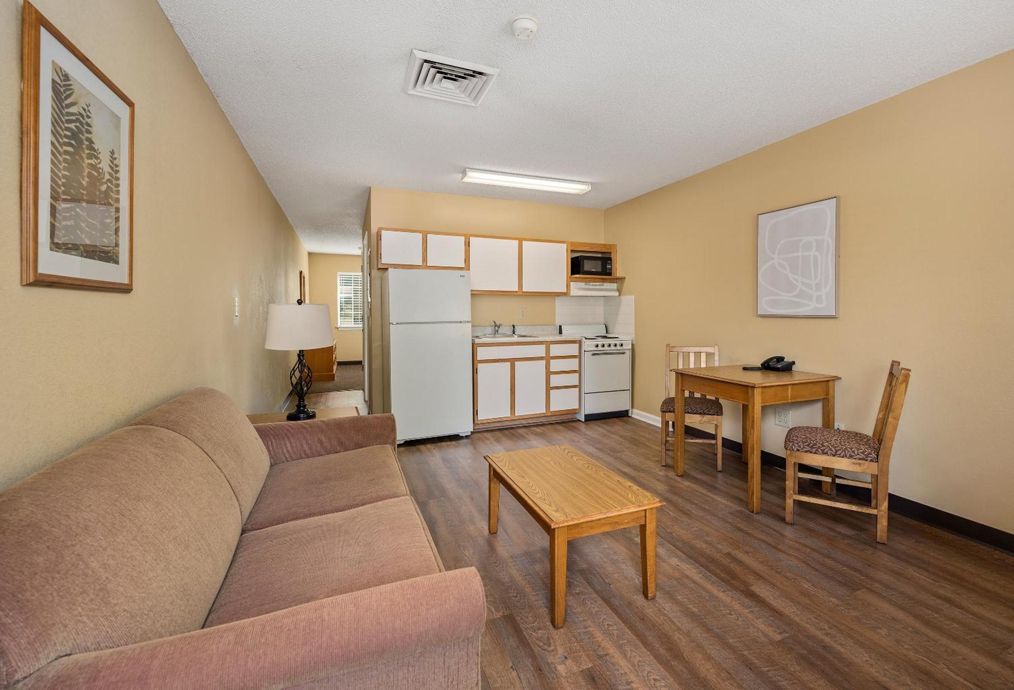 Affordable Myrtle 2*