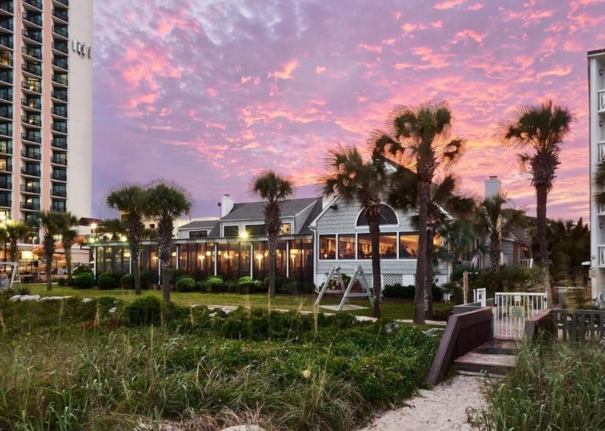 Luxury 2br 2 Ba Beachfront