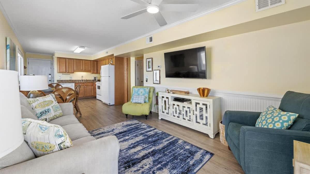 *2br Oceanfront Retreat*king Ensuite*pool*nmb Cherry Grove*pc4 * Myrtle Beach
