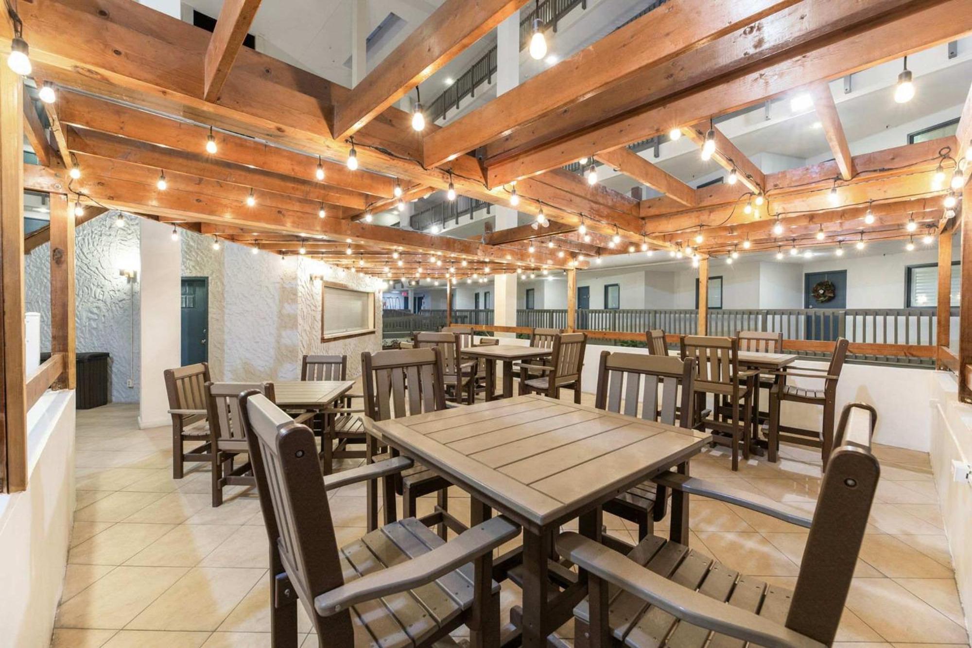 Gorgeous Ocean Views Patio Oasis Amenities