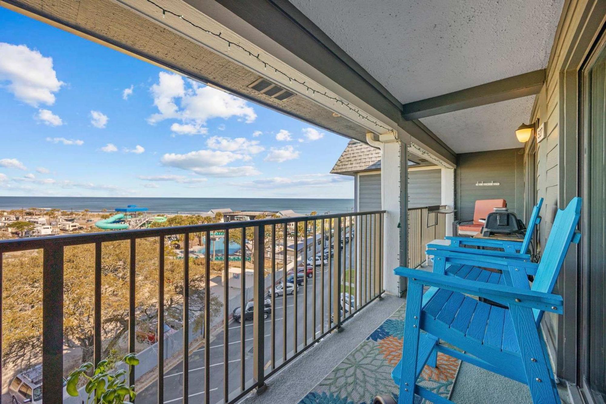 Gorgeous Ocean Views Patio Oasis Amenities