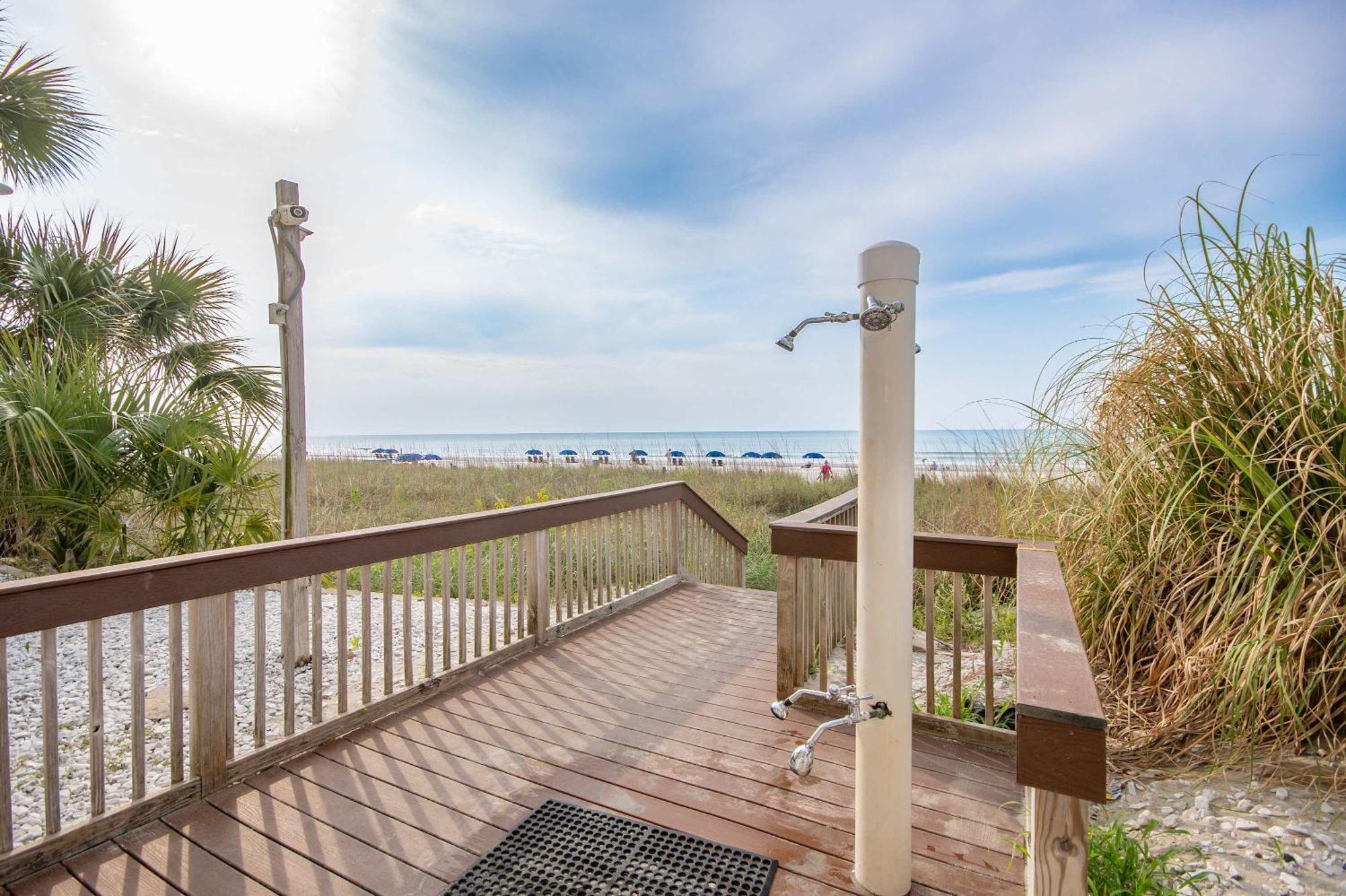 To Unwind, Views, Pools & Free Stuff! C50 * Myrtle Beach