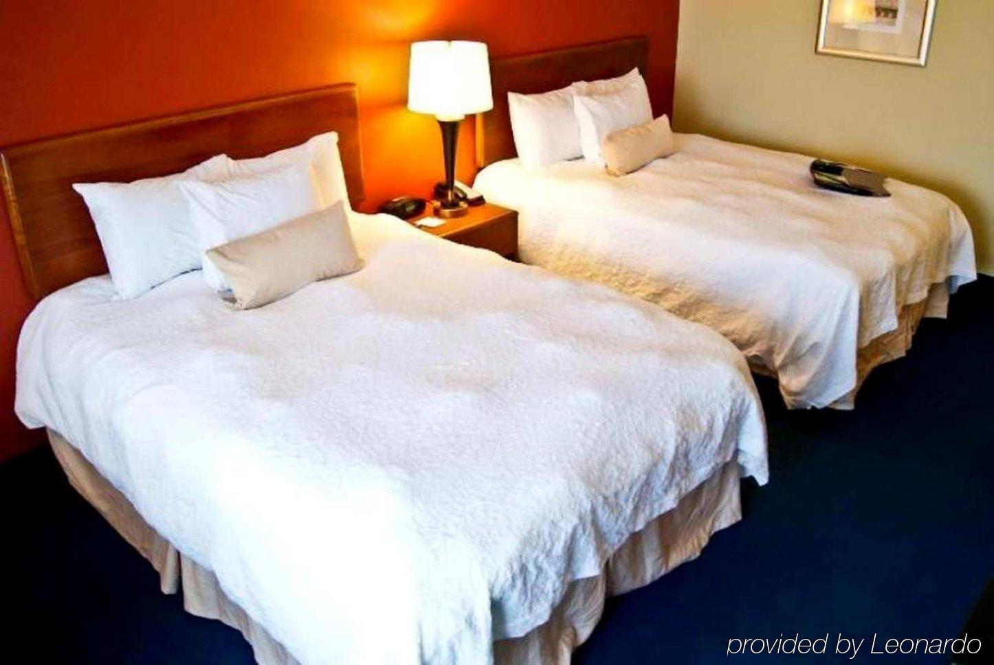Hampton Myrtle Broadway At The Hotel