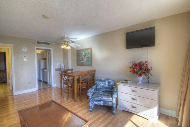 Resort North Shore Oceanfront 3*