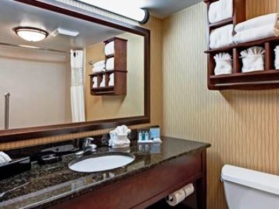 Hampton Myrtle Broadway At The Hotel 3*