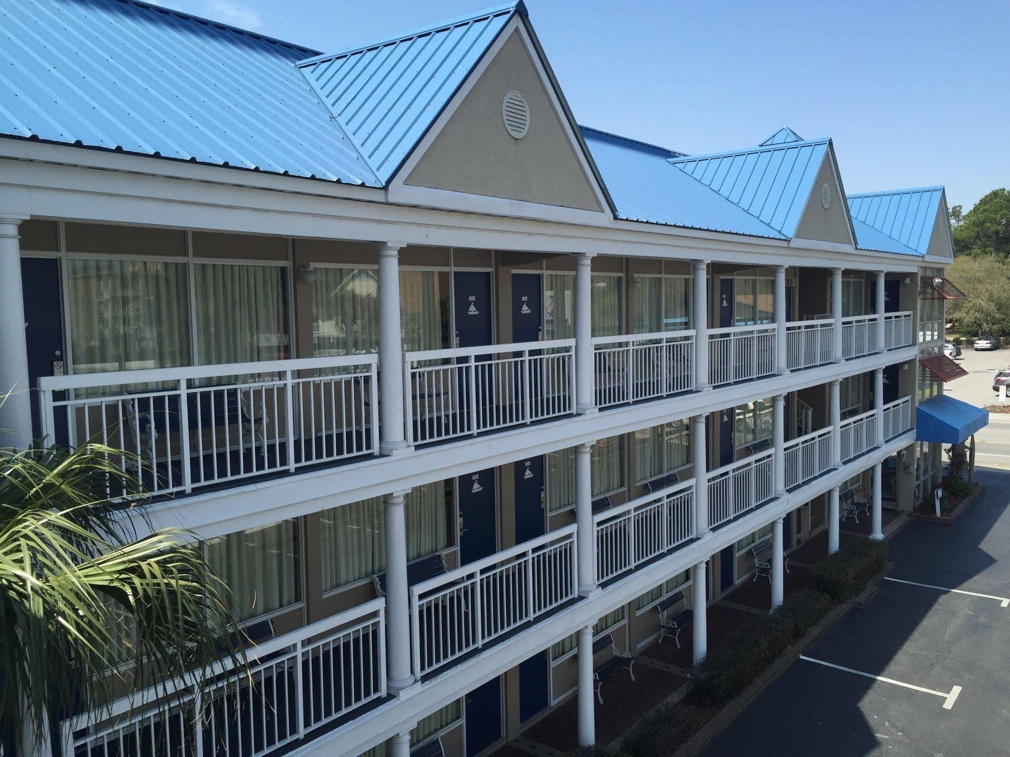 Hotel Mystic Sea