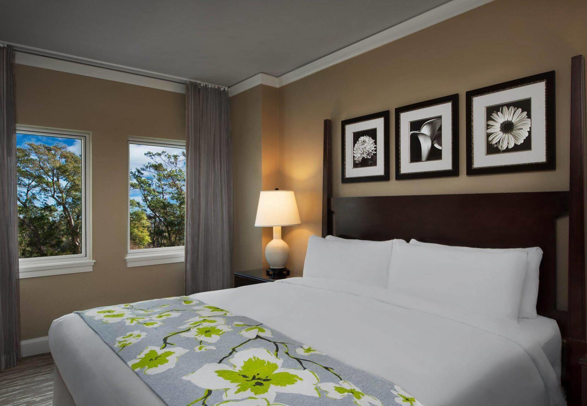 Marriott's Oceanwatch At Grande Dunes Hotel