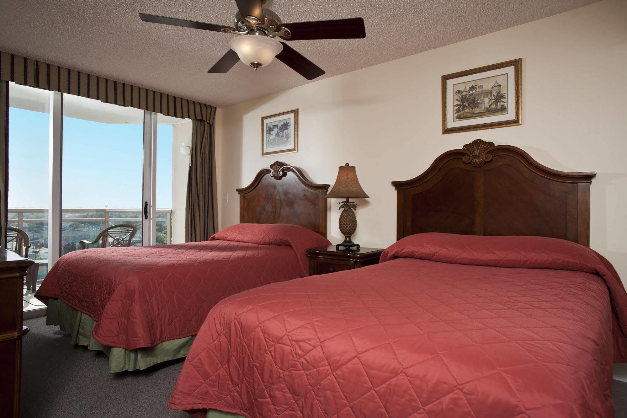 Bahama Sands Apartment *